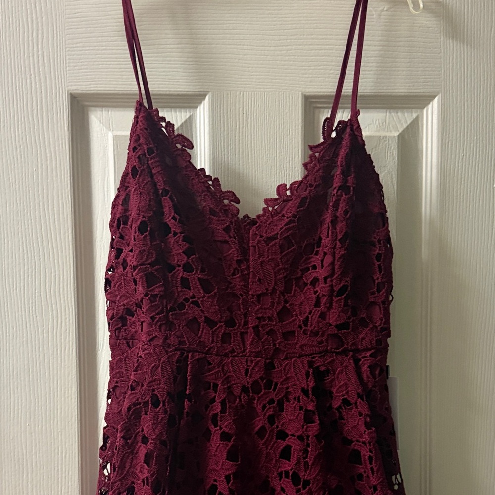 Astr Burgundy Lace Asymmetrical Dress